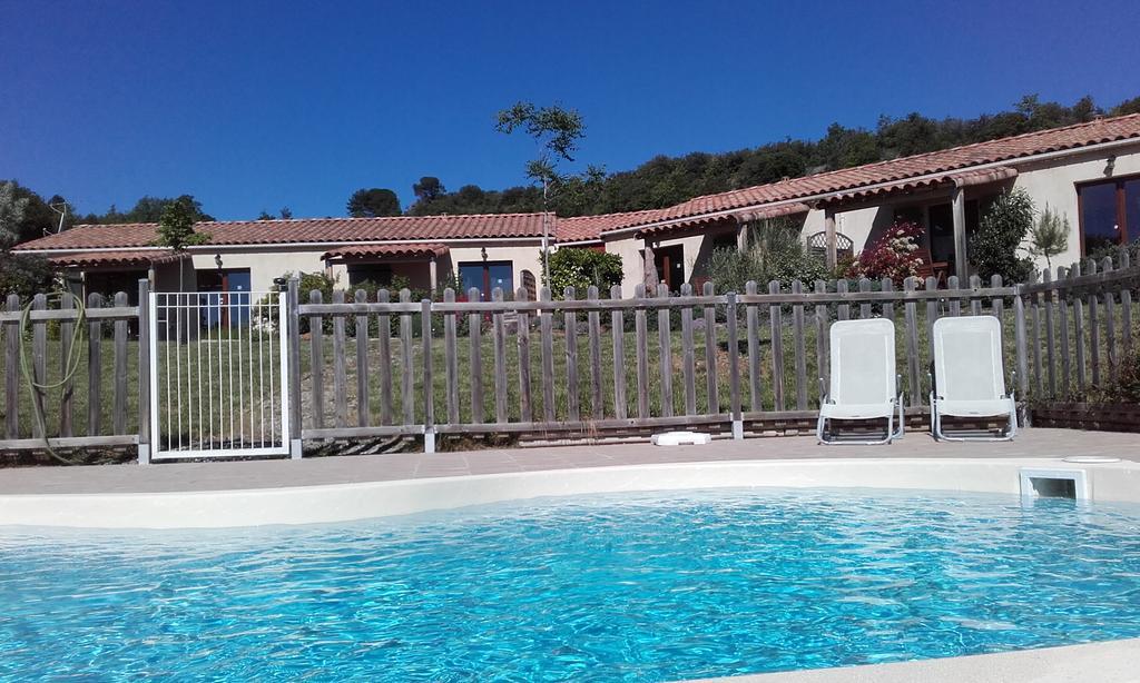 Gites "Entre Les Vignes" Tourreilles ภายนอก รูปภาพ