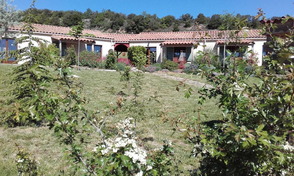 Gites "Entre Les Vignes" Tourreilles ภายนอก รูปภาพ