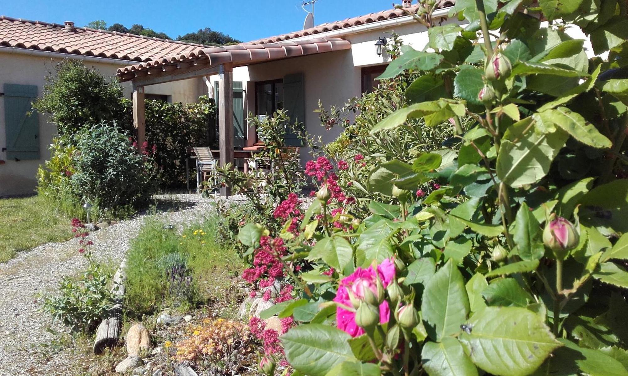 Gites "Entre Les Vignes" Tourreilles ภายนอก รูปภาพ